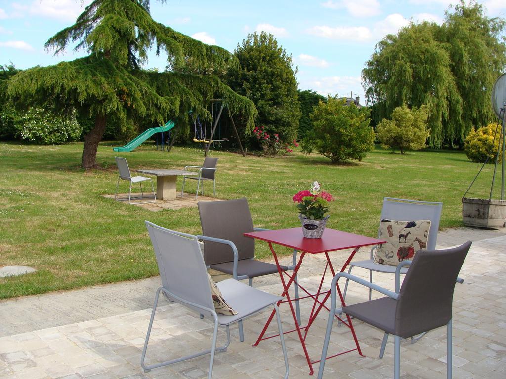 Le Vieux Castel Bed and Breakfast Goustranville Buitenkant foto