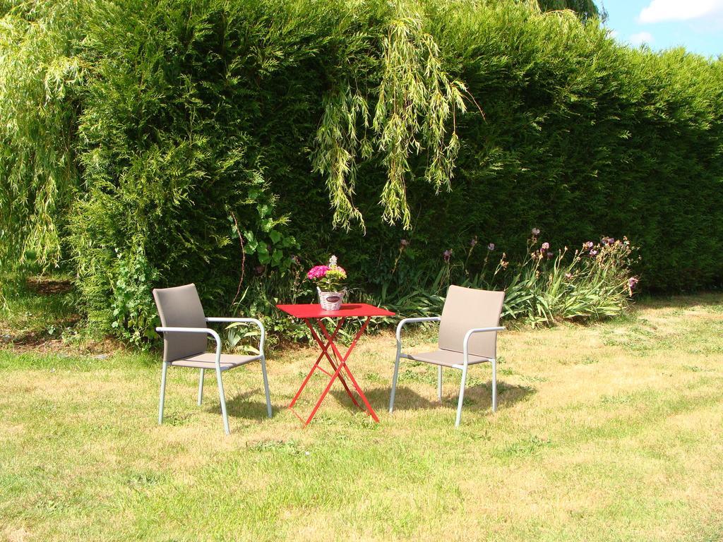 Le Vieux Castel Bed and Breakfast Goustranville Buitenkant foto