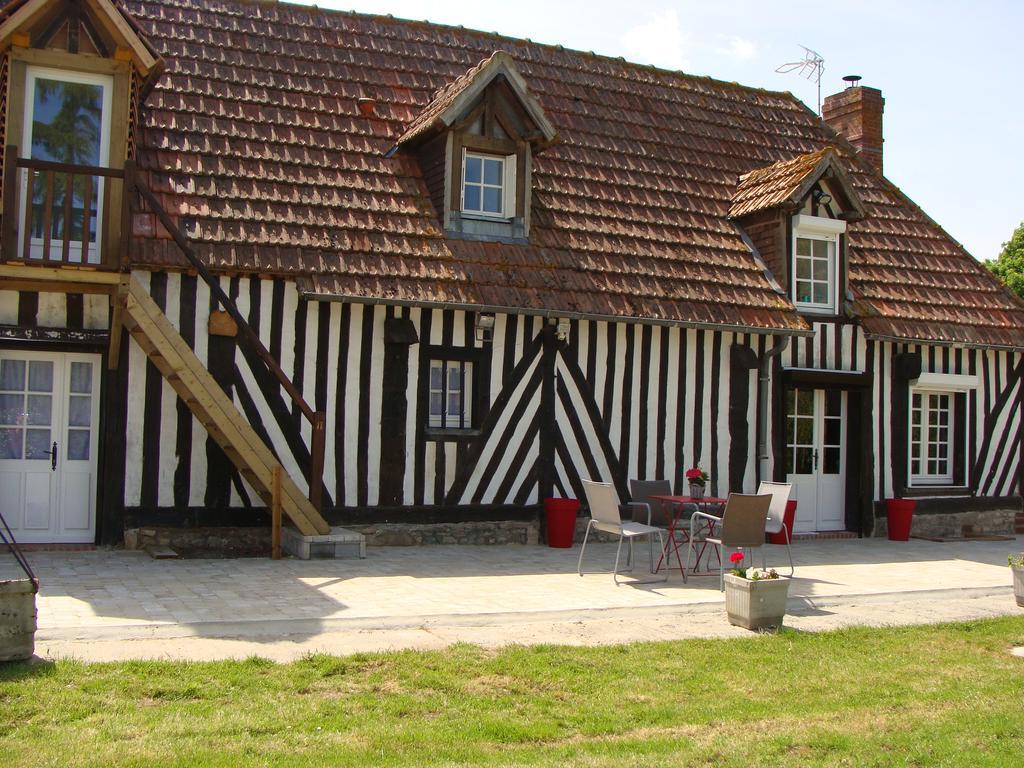 Le Vieux Castel Bed and Breakfast Goustranville Buitenkant foto